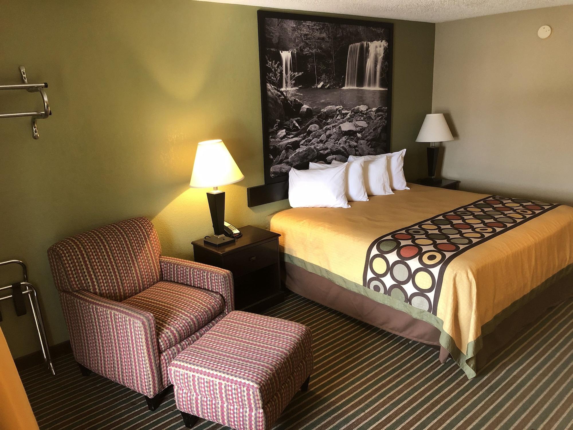 Super 8 By Wyndham Harrison Ar Motel Bagian luar foto